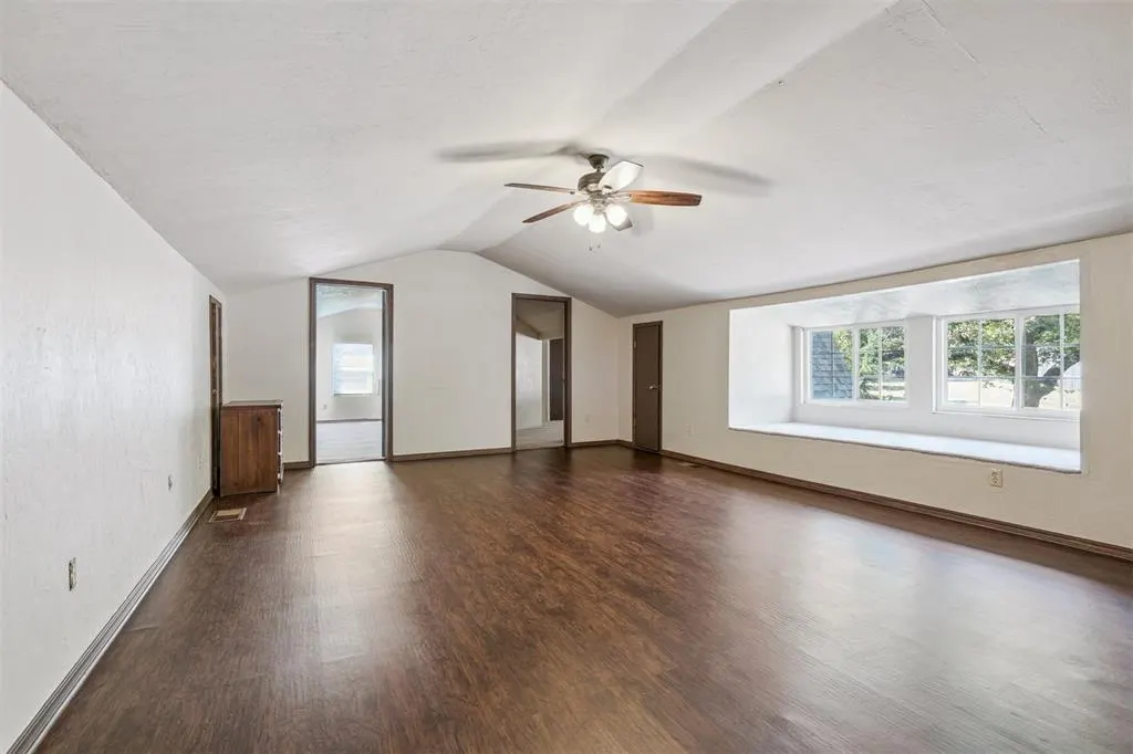 Photo 17 — 200 N Cedar Mountain Avenue, Edmond, OK 73034