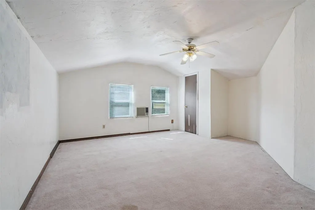 Photo 20 — 200 N Cedar Mountain Avenue, Edmond, OK 73034