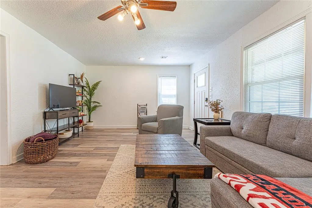 Photo 12 — 1026 Missouri Street, Norman, OK 73071