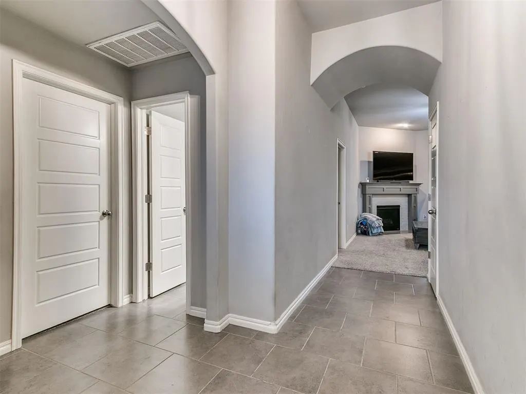Photo 3 — 9109 Yassir Boulevard, Yukon, OK 73099