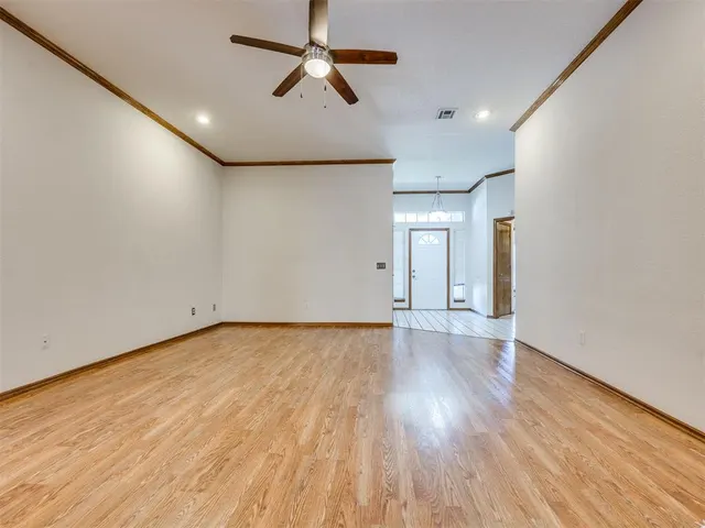 Photo 7 — 13004 Willow crest Lane, Oklahoma City, OK 73170