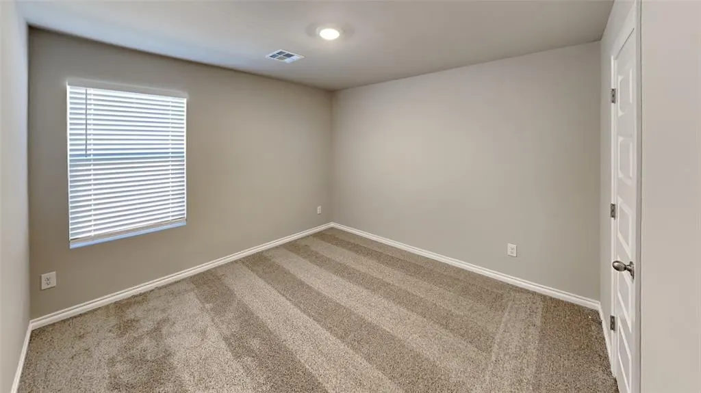 Photo 13 — 2932 Firefly Drive, Oklahoma City, OK 73099