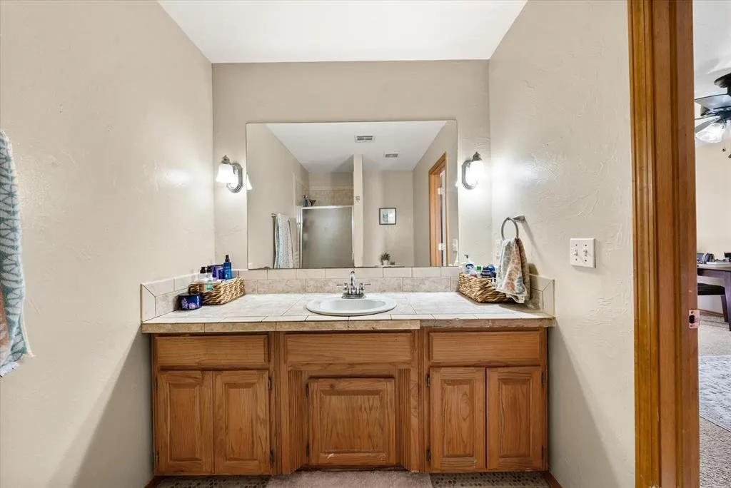 Photo 37 — 125 NW 147th Street, Edmond, OK 73013