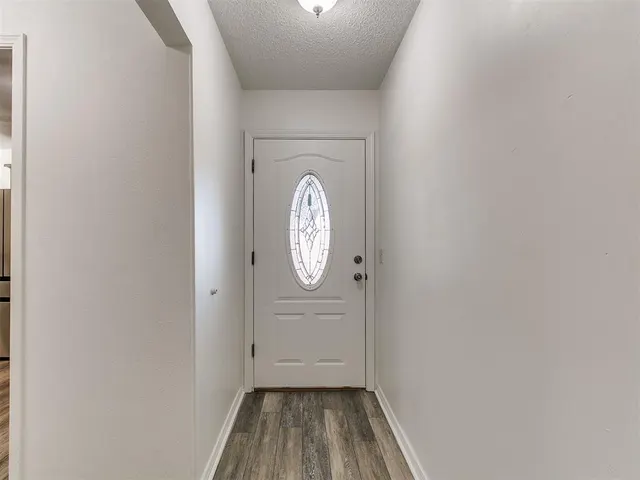 Photo 6 — 124 Oakside Drive, Moore, OK 73160