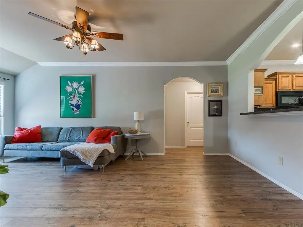 Photo 12 — 7817 Frye Lane, Oklahoma City, OK 73135