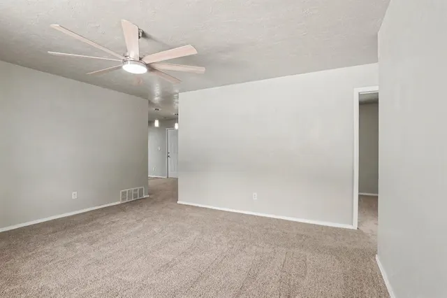 Photo 4 — 3129 Del Rancho Drive, Oklahoma City, OK 73115