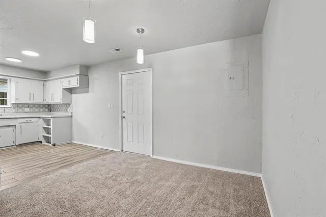 Photo 7 — 3129 Del Rancho Drive, Oklahoma City, OK 73115