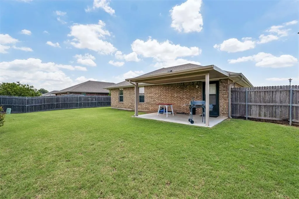 Photo 10 — 8109 NW 72nd Street, Oklahoma City, OK 73132