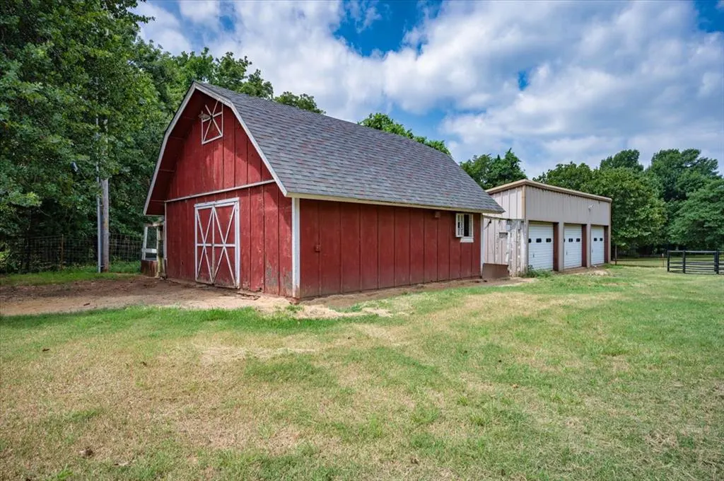 Photo 4 — 870419 S 3420 Road, Chandler, OK 74834