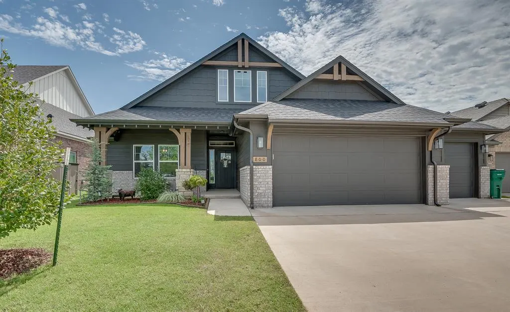 Photo 2 — 800 Argos Road, Yukon, OK 73099