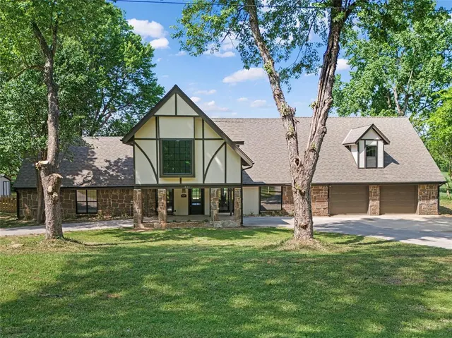 Photo 7 — 839 E Burr Oak Road, Norman, OK 73072