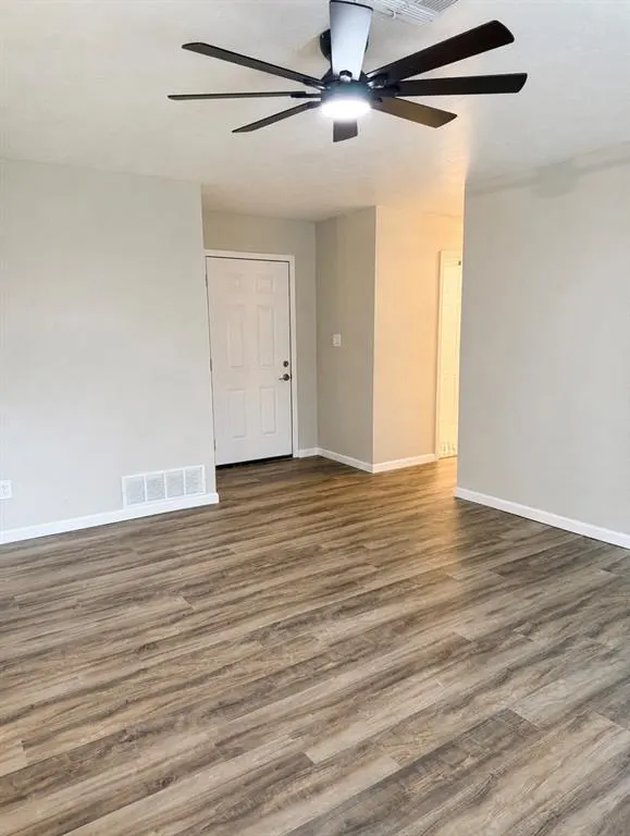 Photo 3 — 724 Jacquelyn Lane, Noble, OK 73068