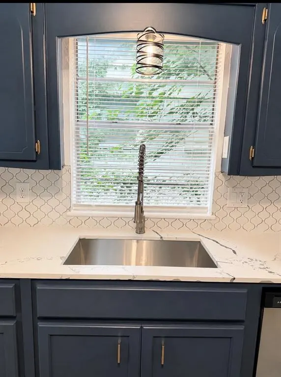 Photo 8 — 724 Jacquelyn Lane, Noble, OK 73068