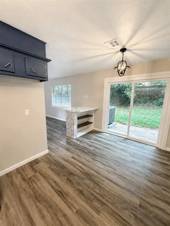 Photo 11 — 724 Jacquelyn Lane, Noble, OK 73068