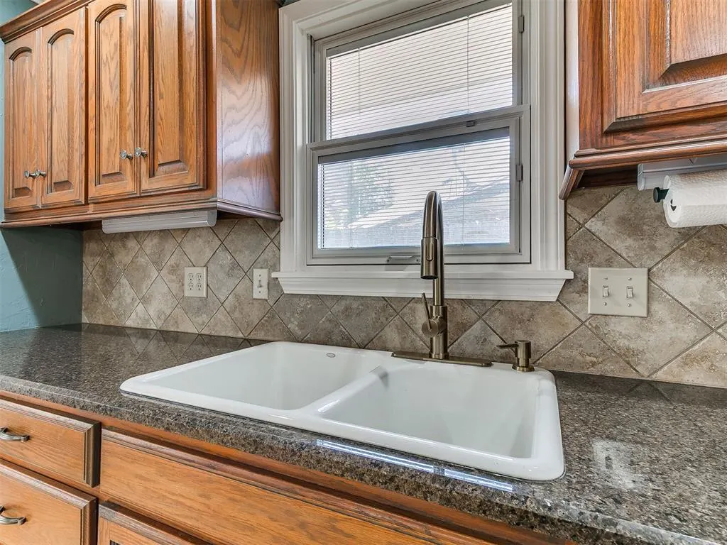Photo 17 — 11604 N Miller Avenue, Oklahoma City, OK 73120