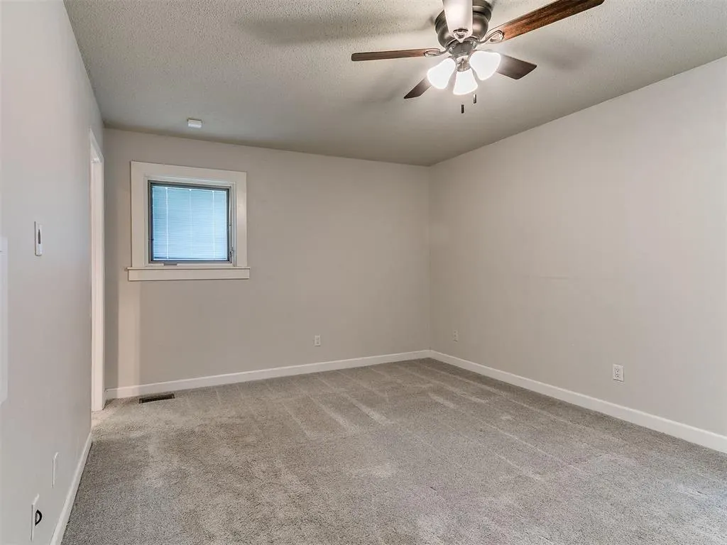 Photo 27 — 11604 N Miller Avenue, Oklahoma City, OK 73120
