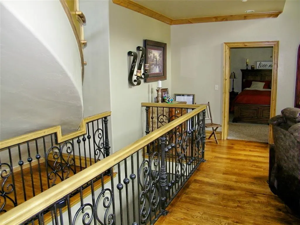 Photo 3 — 1200 Hickory Avenue, Wellston, OK 74881