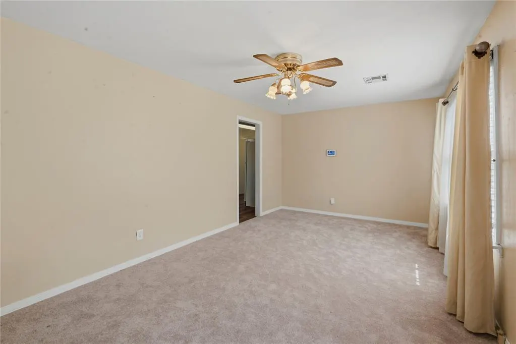 Photo 3 — 2901 S Otella Avenue, Oklahoma City, OK 73128
