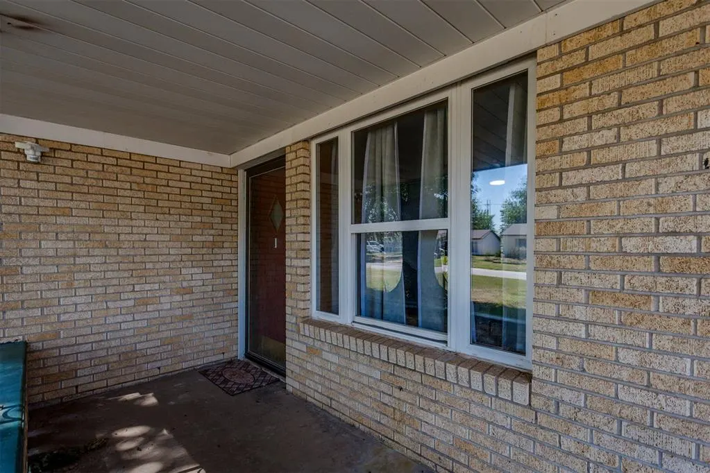 Photo 9 — 1910 S 13th Street, Chickasha, OK 73018