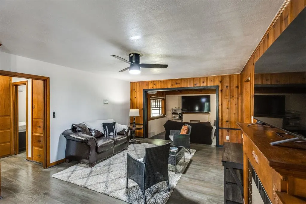 Photo 10 — 1910 S 13th Street, Chickasha, OK 73018