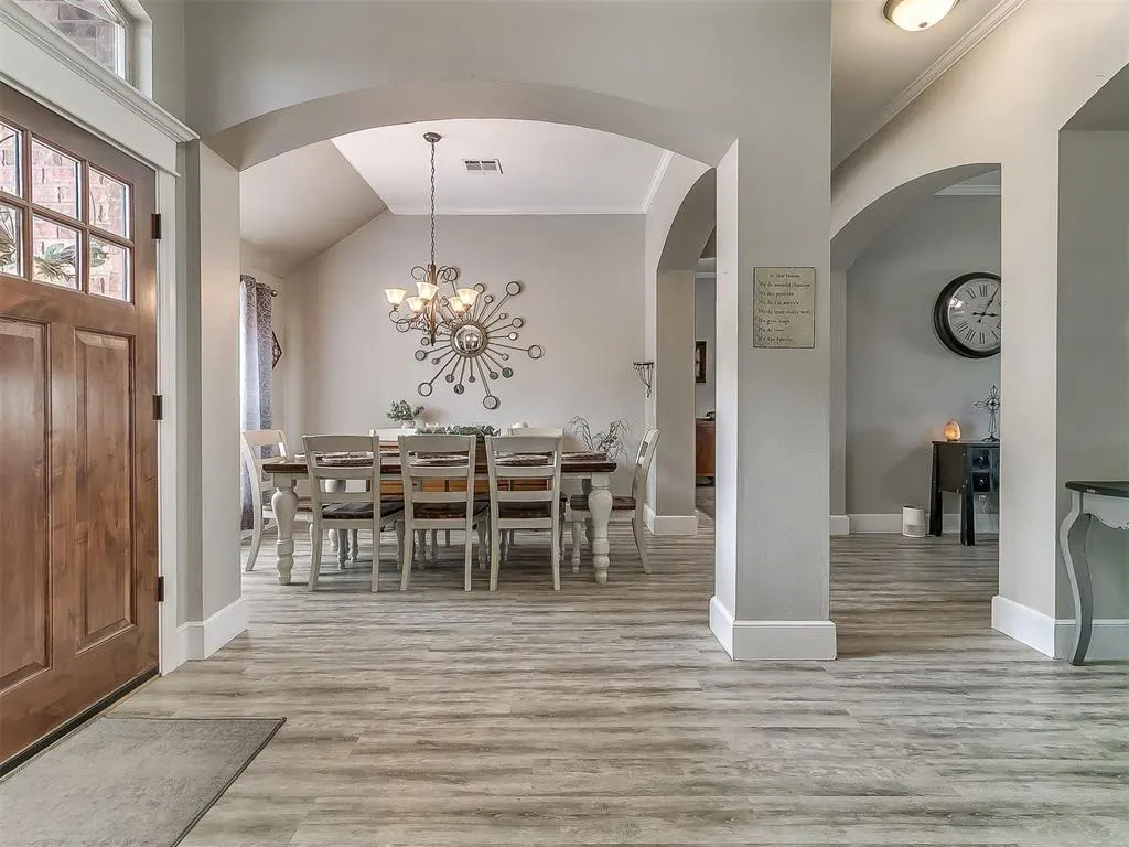 Photo 5 — 16008 Ledge Lane, Edmond, OK 73013