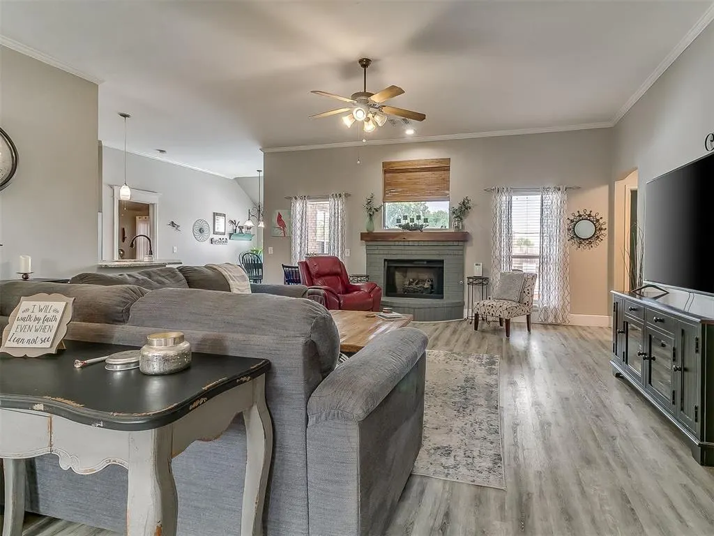 Photo 8 — 16008 Ledge Lane, Edmond, OK 73013