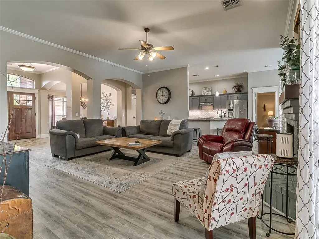 Photo 13 — 16008 Ledge Lane, Edmond, OK 73013