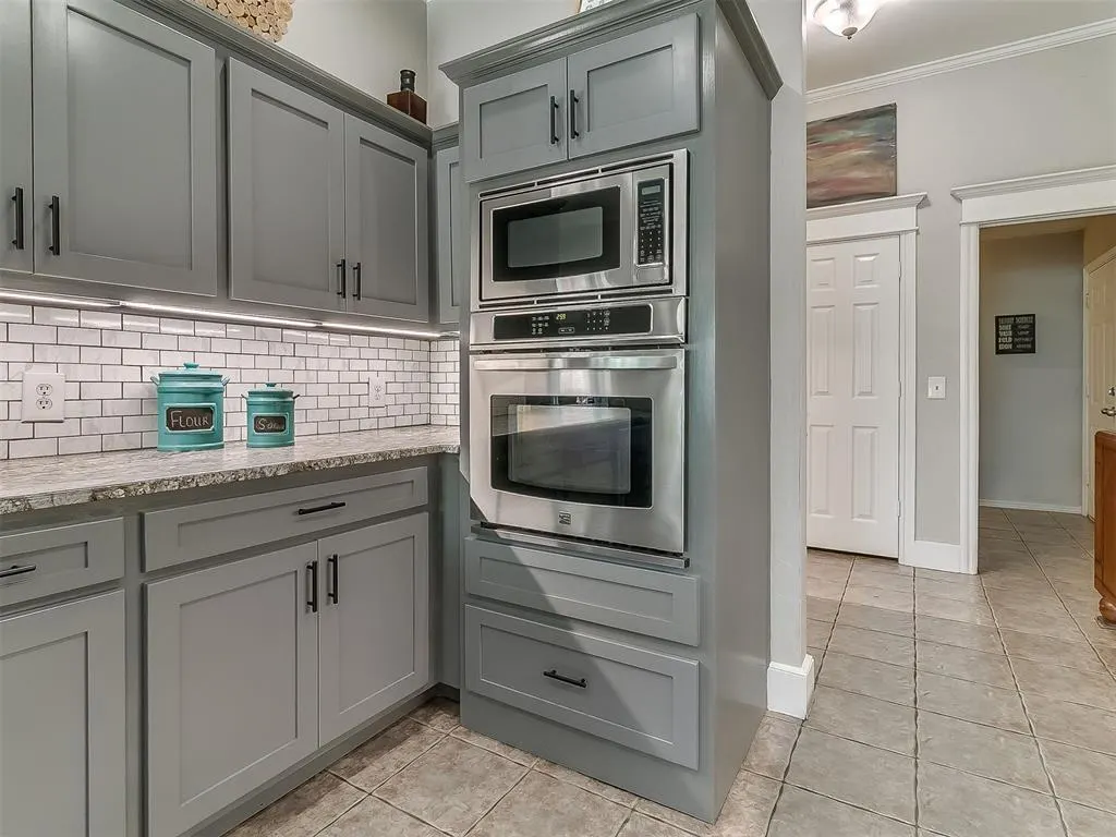 Photo 18 — 16008 Ledge Lane, Edmond, OK 73013