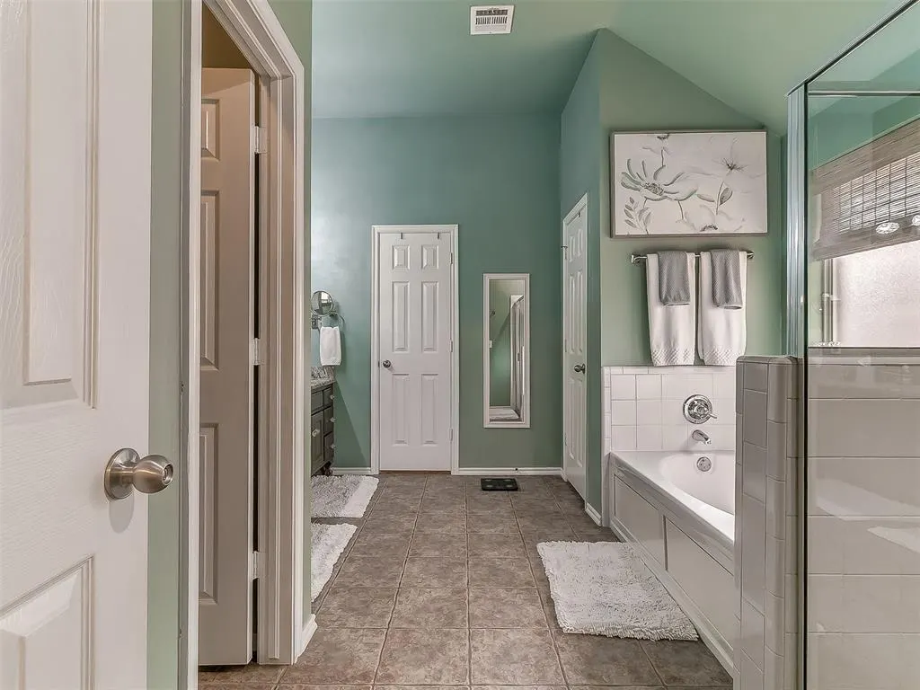 Photo 26 — 16008 Ledge Lane, Edmond, OK 73013
