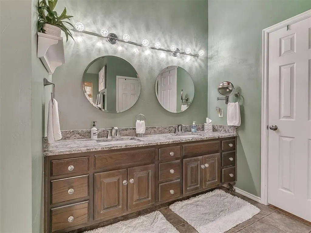 Photo 27 — 16008 Ledge Lane, Edmond, OK 73013