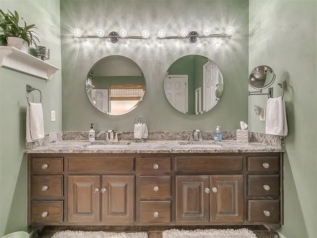 Photo 28 — 16008 Ledge Lane, Edmond, OK 73013