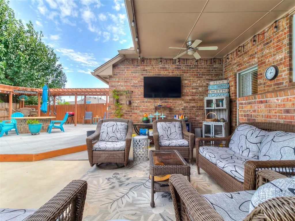 Photo 39 — 16008 Ledge Lane, Edmond, OK 73013