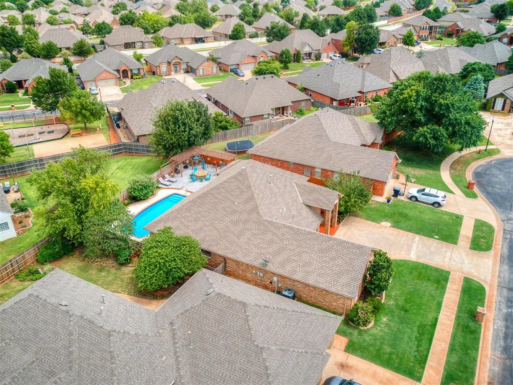 Photo 47 — 16008 Ledge Lane, Edmond, OK 73013