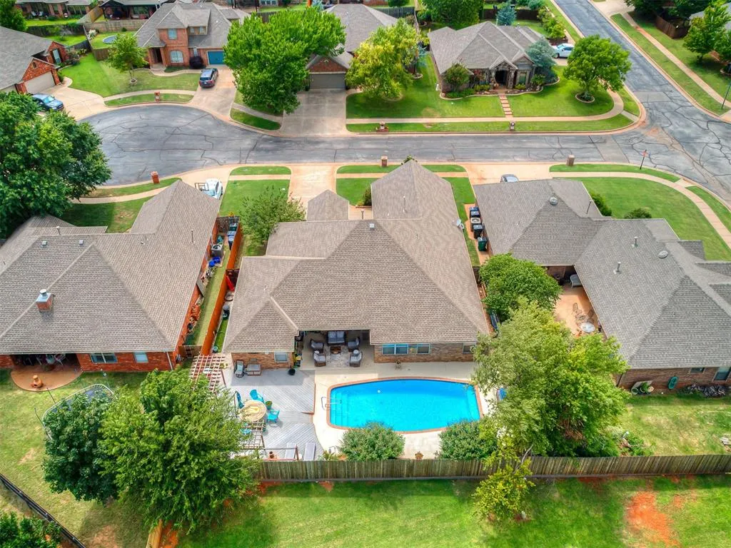 Photo 48 — 16008 Ledge Lane, Edmond, OK 73013