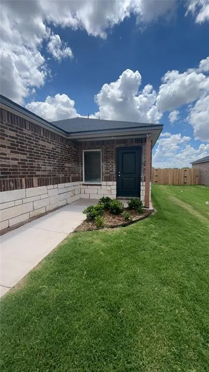 Photo 2 — 2700 NW 203rd Street, Edmond, OK 73012