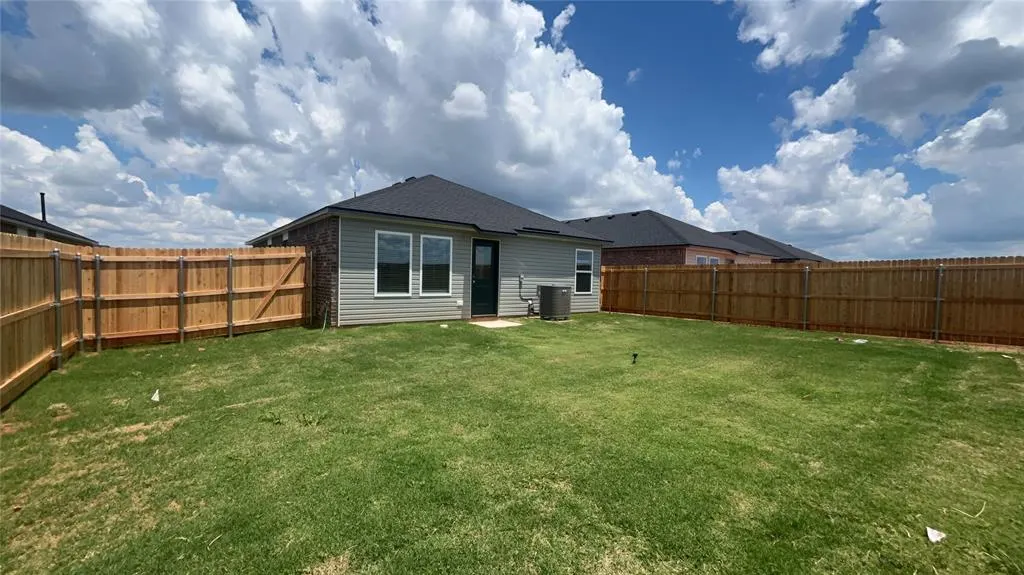 Photo 15 — 2700 NW 203rd Street, Edmond, OK 73012