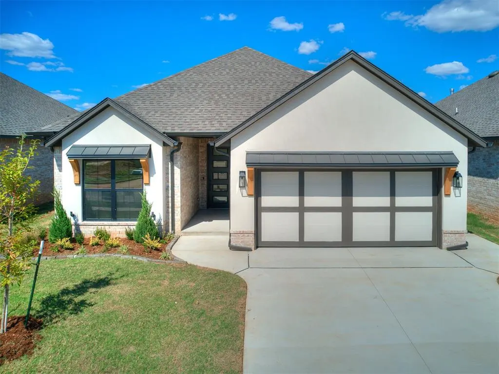 Front exterior — 3009 SW 133rd Terrace, Oklahoma City, OK 73170