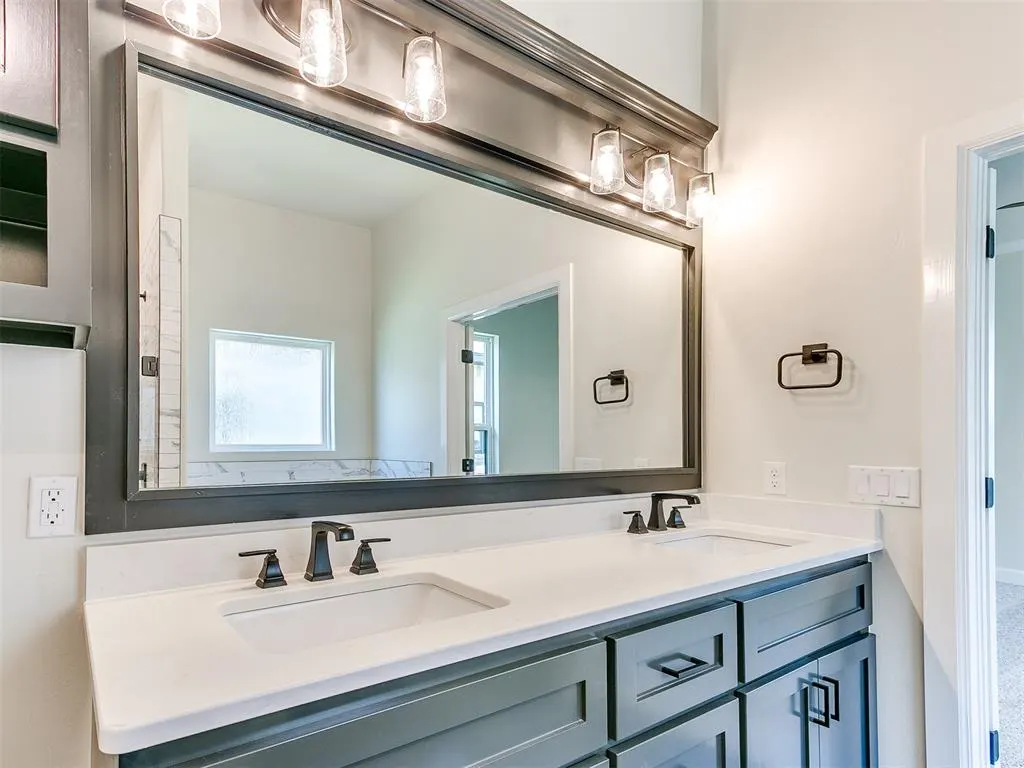 Photo 15 — 3009 SW 133rd Terrace, Oklahoma City, OK 73170
