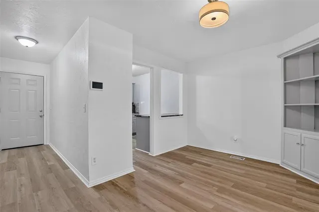 Photo 4 — 3013 W Wilshire Boulevard, Oklahoma City, OK 73116