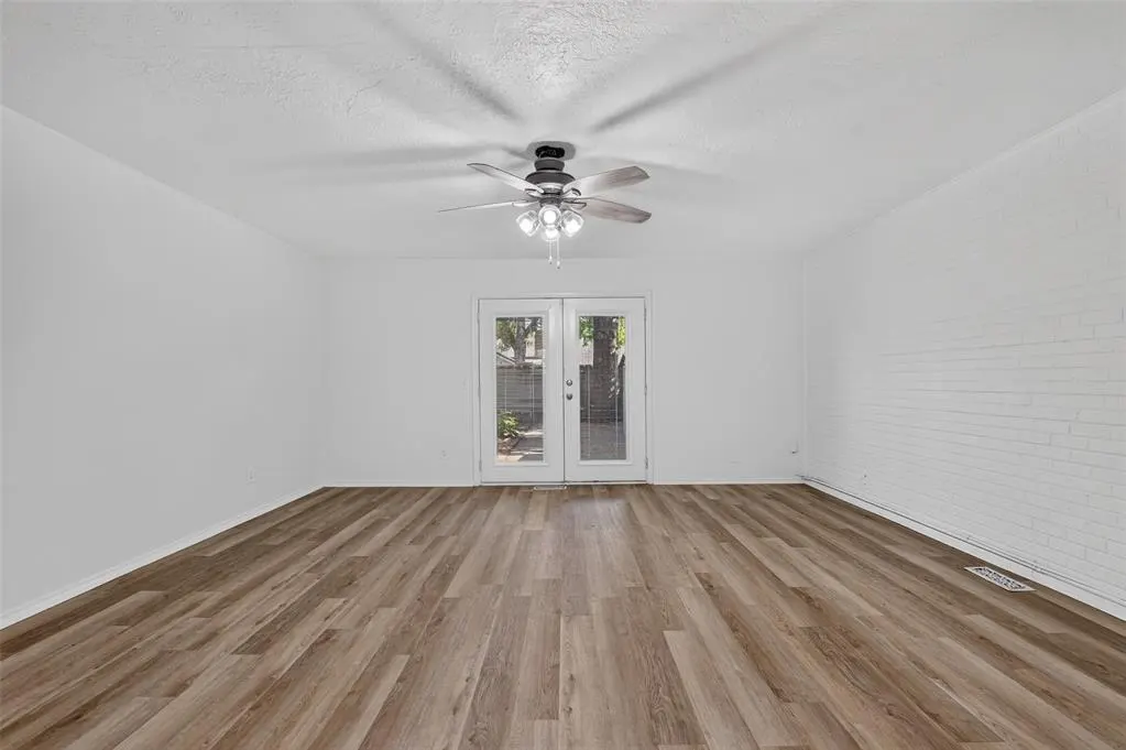 Photo 13 — 3013 W Wilshire Boulevard, Oklahoma City, OK 73116
