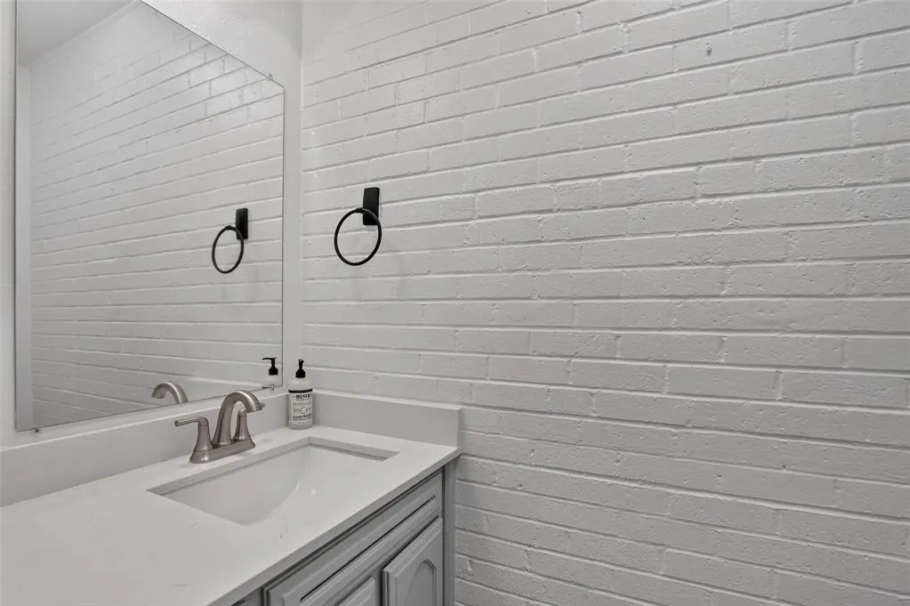 Photo 17 — 3013 W Wilshire Boulevard, Oklahoma City, OK 73116