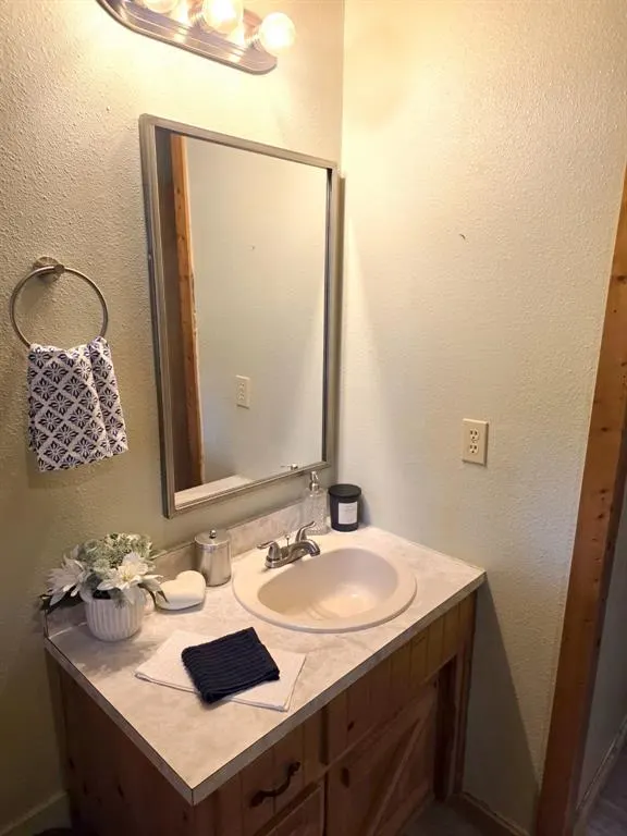 Photo 14 — 675 Wilkenson Drive, Norman, OK 73026