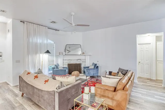 Photo 3 — 1633 Creekside Lane, Norman, OK 73071