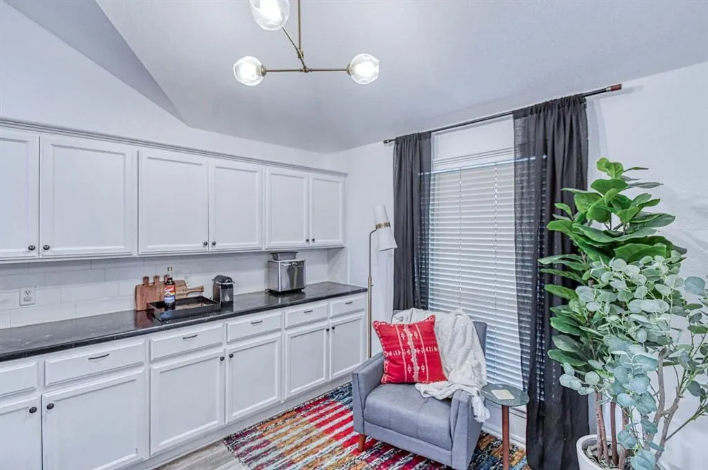 Photo 14 — 1633 Creekside Lane, Norman, OK 73071