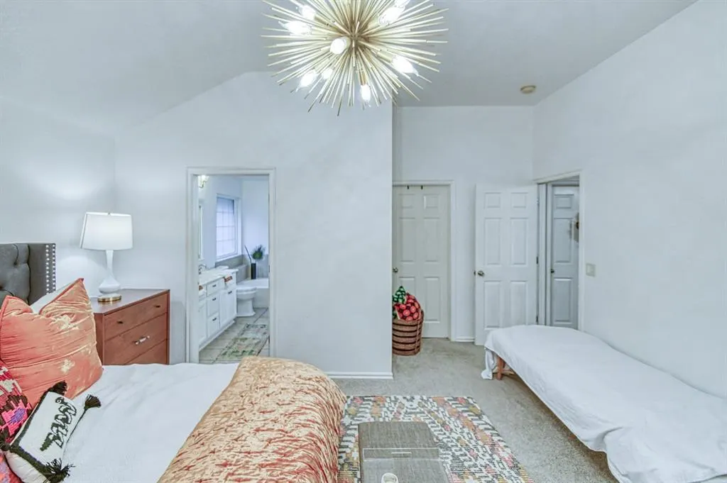 Photo 16 — 1633 Creekside Lane, Norman, OK 73071