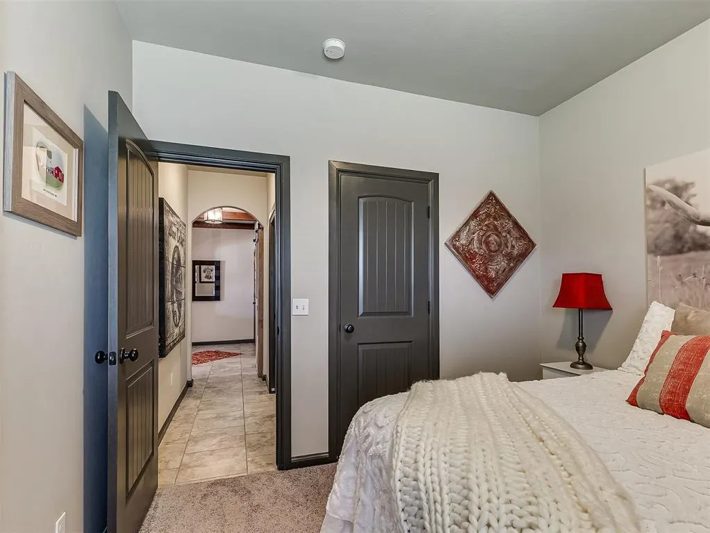 Photo 32 — 2901 NW 188th Street, Edmond, OK 73012