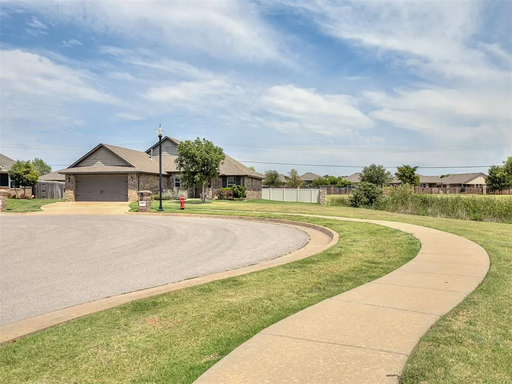 Photo 45 — 2901 NW 188th Street, Edmond, OK 73012