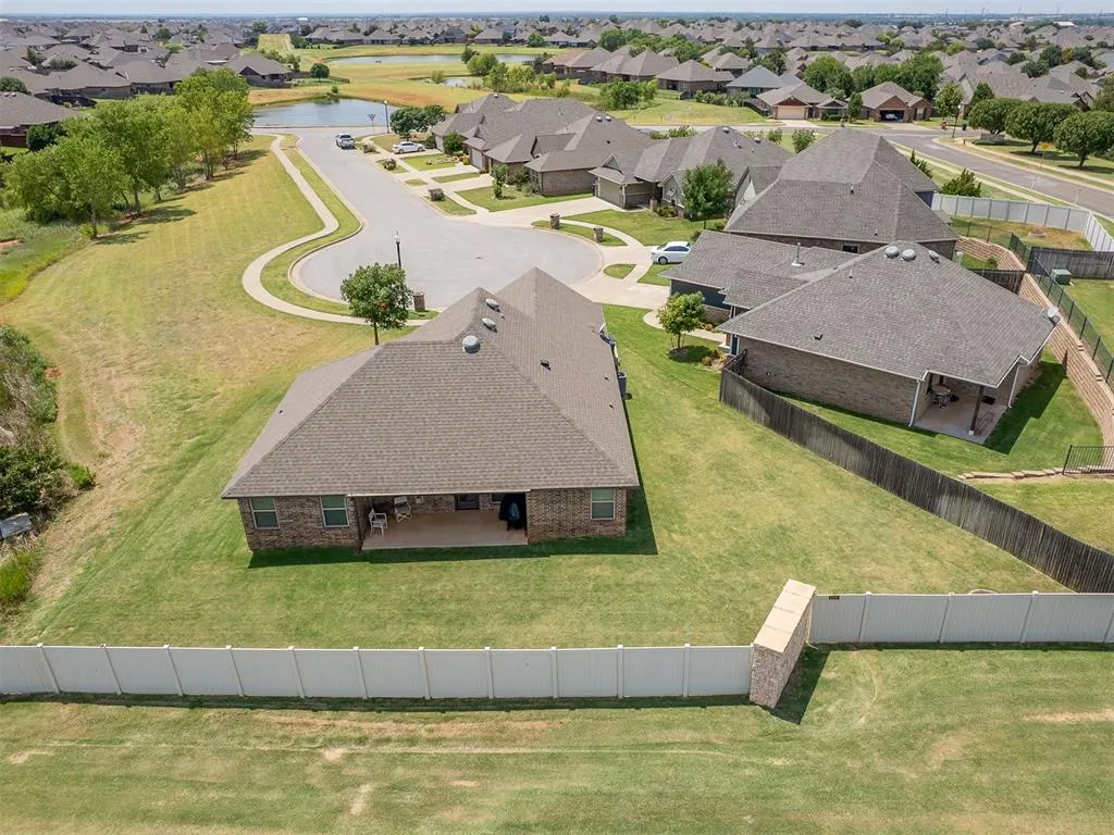 Photo 49 — 2901 NW 188th Street, Edmond, OK 73012