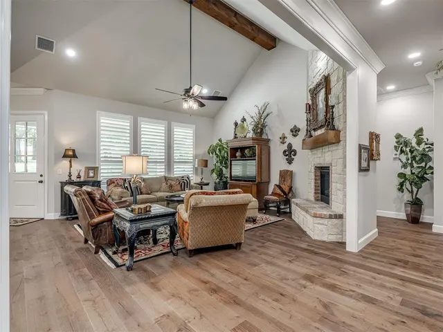 Photo 4 — 1055 Lucas Way, Newcastle, OK 73065