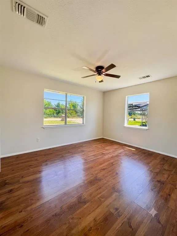 Photo 9 — 312 E Meadowview Lane, Valliant, OK 74764